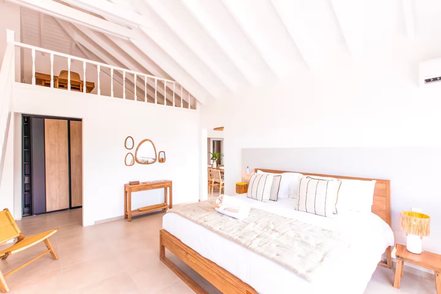 Bedroom 1 - alternate view