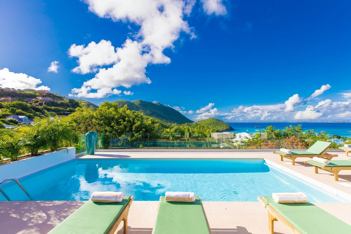 Contact Villa Lily Blue